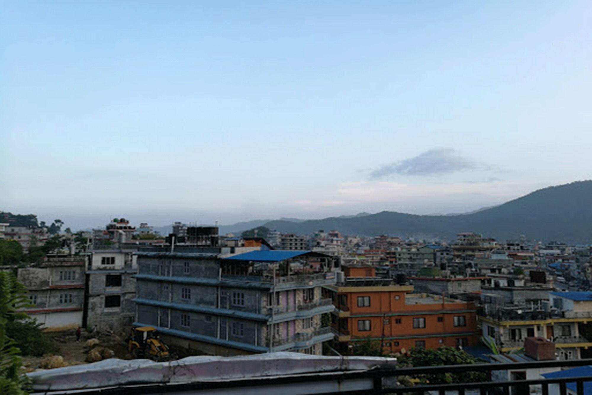 Hotel Santana Pokhara Buitenkant foto